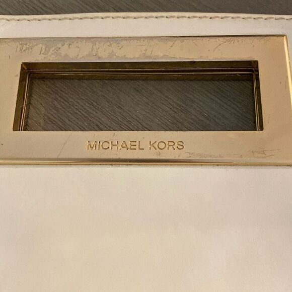 MICHAEL Michael Kors Off-White Patent Leather Top Handle Frame Clutch - Picture 2 of 6